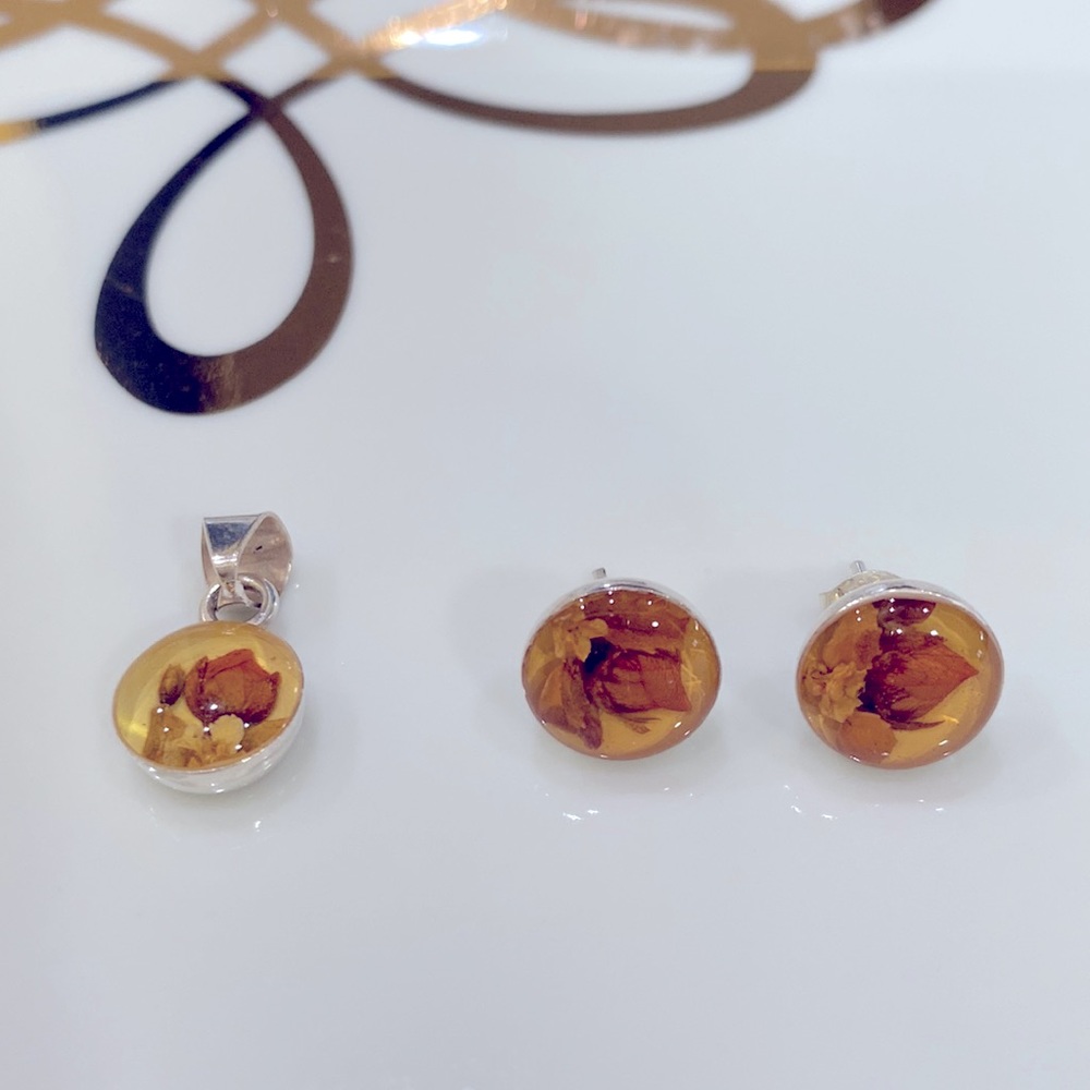 Sterling silver pendent & earrings set